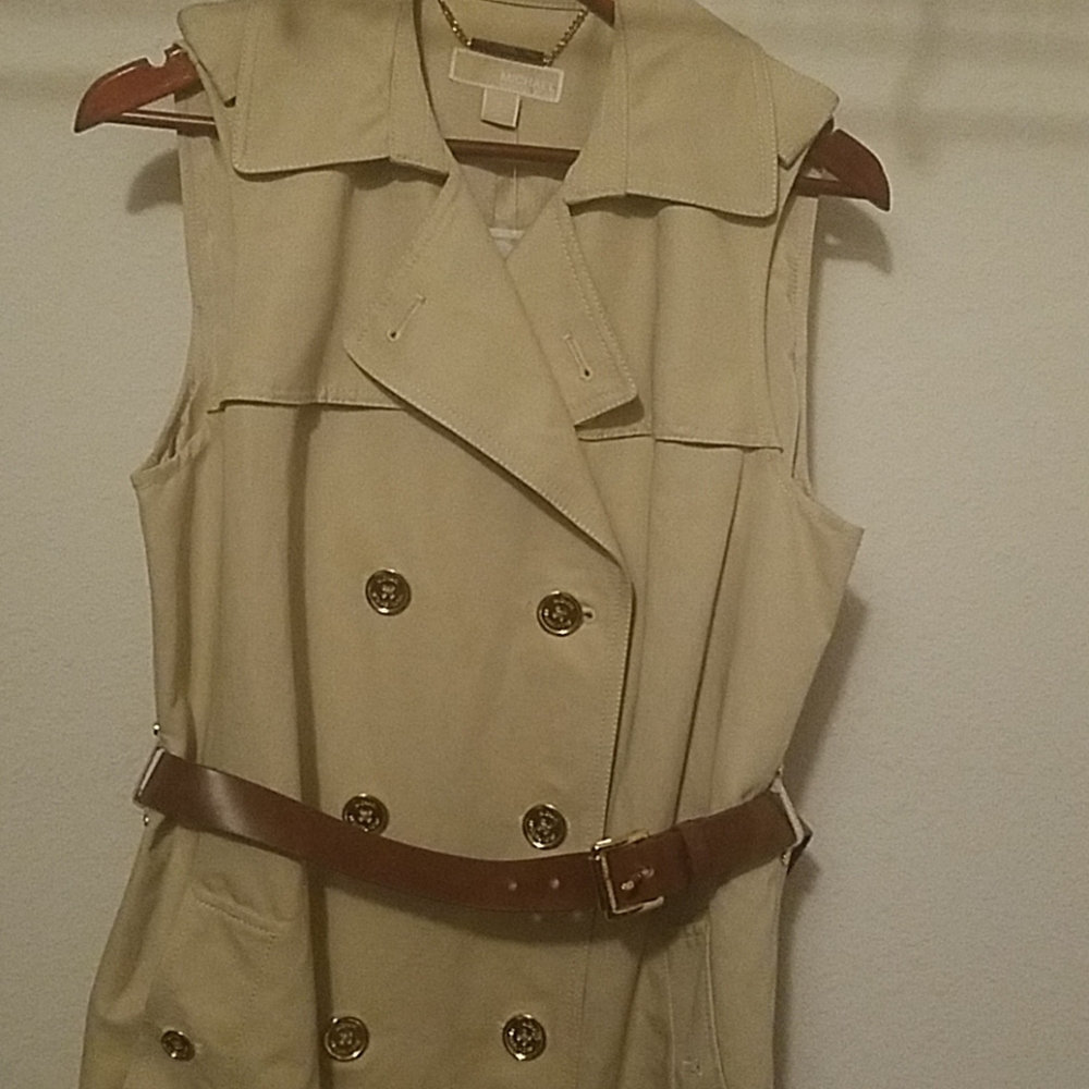 Dress - Picture 4 of 5